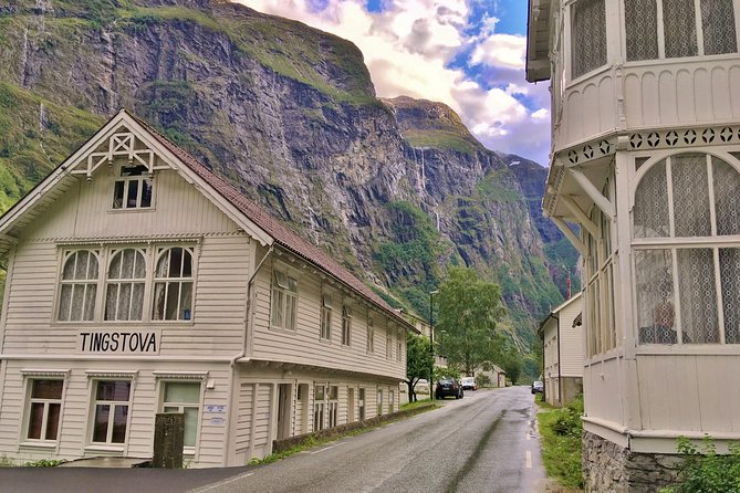 PRIVATE GUIDED TOUR: the Heart of Norway – Viking Special, 8-9 Hours – SUMMER - Pickup Options and Cancellation Policy