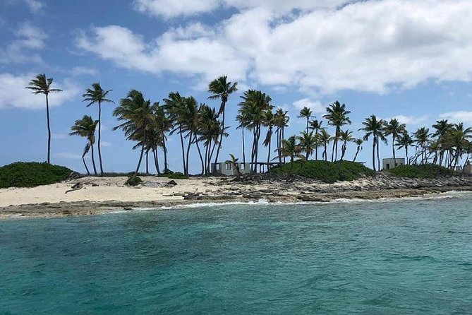 Private Half-Day Boat Charter With Drinks and Snacks  - Nassau - Mixed Reviews