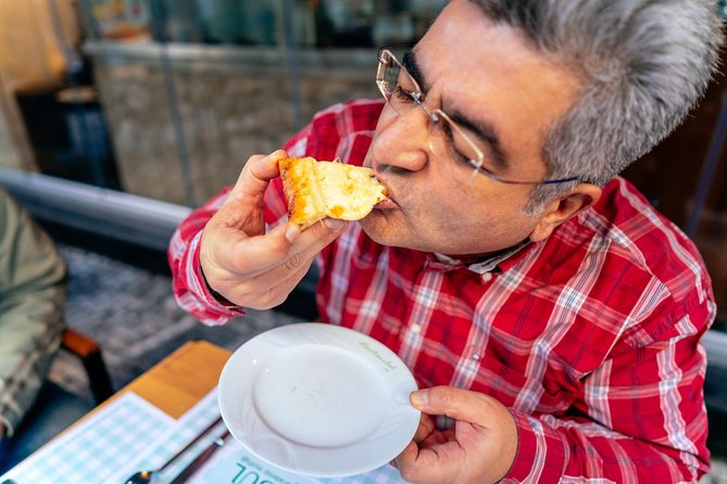 PRIVATE Istanbul Food Tour - 10 Tastings Including Raki & Padi - Exploring Istanbuls Kadikoy District