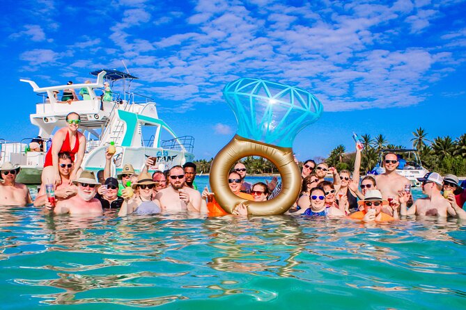 Private Luxury Party Boat With Slide - The Sum Up