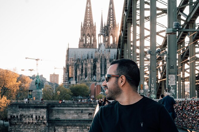 Private Professional Holiday Photoshoot in Cologne - Uncover Hidden Gems and Local Secrets