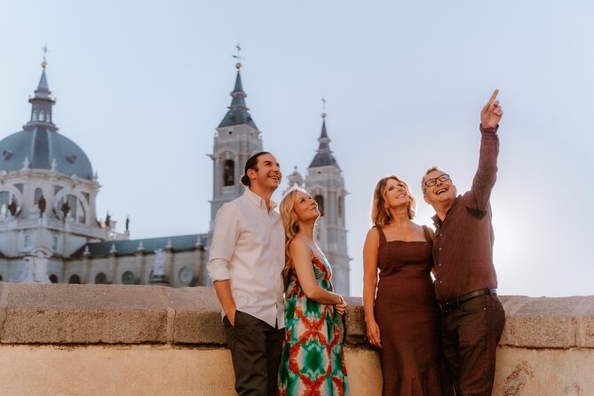 Private Professional Vacation Photoshoot in Madrid - Meeting and Pickup
