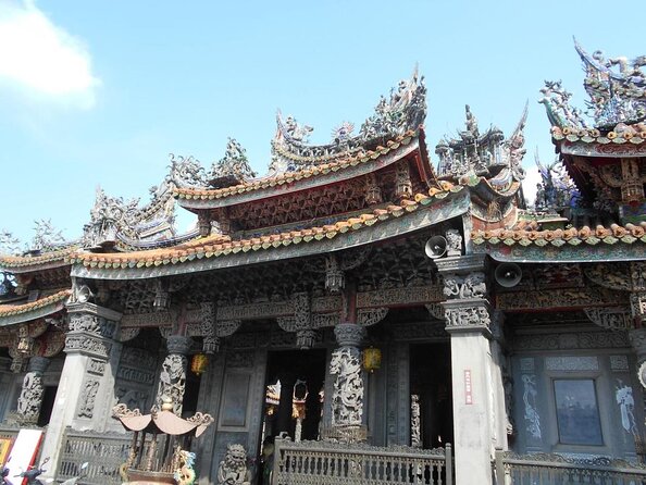 Private Taipei Sanxia, Yingge Ceramics Culture and Outlet Shopping Day Tour - Shopping for Ceramics at Yingge Outlets