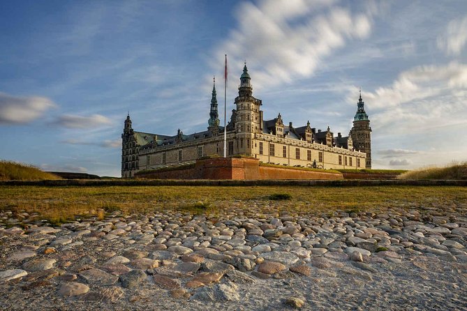 Private Tour to Frederiksborg Castle - Guided Tour of the Castle Grounds
