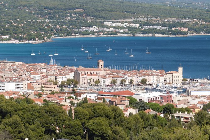 Private Transfer by Car: Marseille Airport to / From Cassis-La Ciotat - The Sum Up