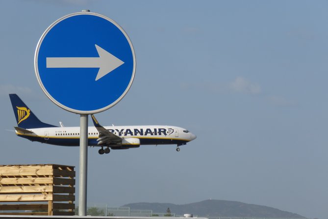 Private Transfer From Faro Airport to Albufeira (Up to 4 Pax) - Additional Information