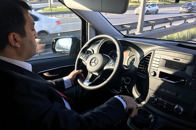 Private Transfers From Istanbul Airports to Istanbul City - Overview and Features