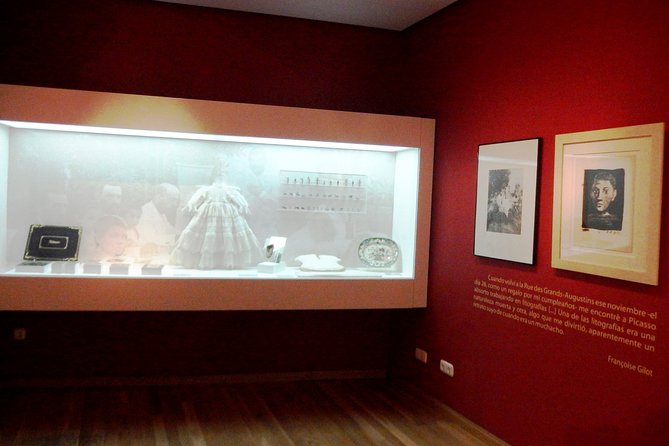 Private Visit to Picasso Museum in Malaga With Official Tour Guide - Temporary Exhibitions and Cultural Activities
