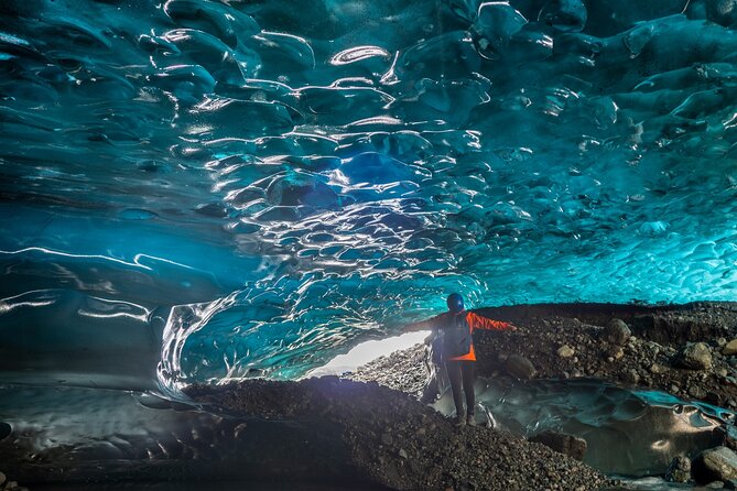 Remote Ice Cave: Hidden Gem in Vatnajökull (Less Crowded) - Unveiling Vatnajökulls Lesser-Known Ice Caves