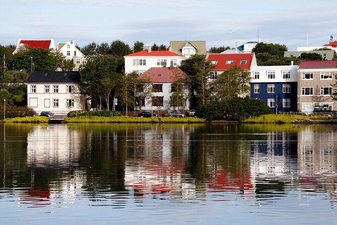 Reykjavik Scavenger Hunt and Best Landmarks Self-Guided Tour - Tour Experience Highlights