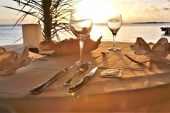 Romantic Private Sunset and Motu Dinner for Two - Gourmet Menu Delights