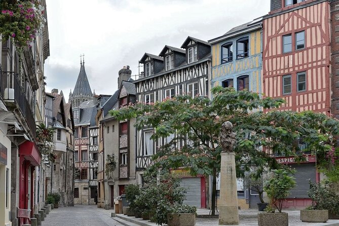 Rouen: Private Walking Tour With a Local Guide - Good To Know