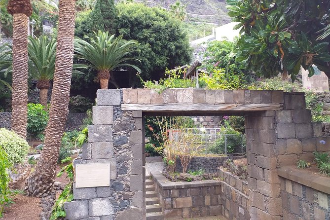 Round The Island Trip Without Teide VIP TOUR - Directions