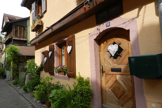 Safari-Tour Village Du Vignobles: 1 Day, 4 Villages & 1 Wine Tasting - Immerse Yourself in the Scenic Beauty of A