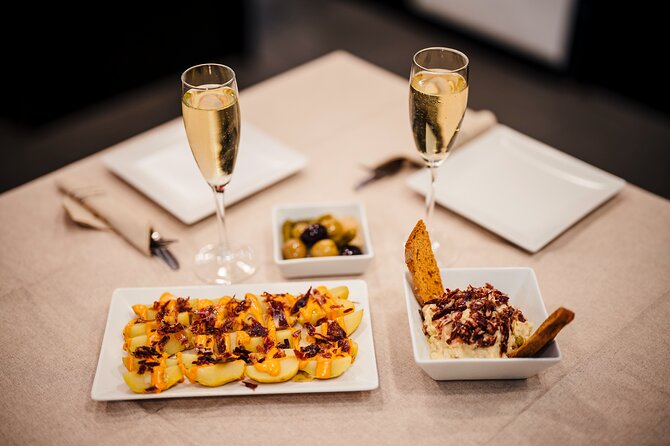 Sagrada Familia Jamón, Cheese and Wine Experience - Insider Tips for Making the Most of Your Experience