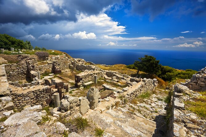 Santorini History and Archeology Tour - Guided Tour Experience