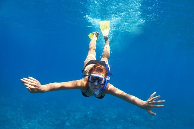 Santorini Luxury Catamaran Day Cruise With BBQ,Drinks,Transfer - The Sum Up