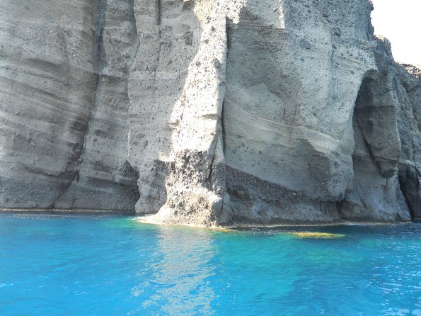 Santorini Luxury Catamaran Sunset Cruise With BBQ, Drink and Transfer - Enjoy a Delicious Greek BBQ Lunch