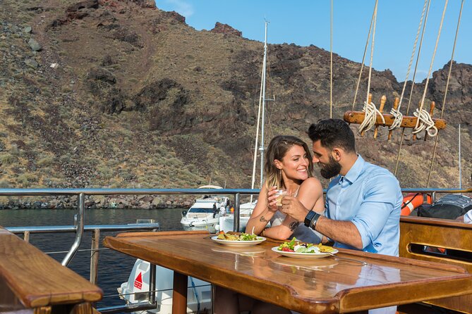 Santorini Sunset Dinner Cruise Including Nea Kameni Visit - Positive Traveler Experiences