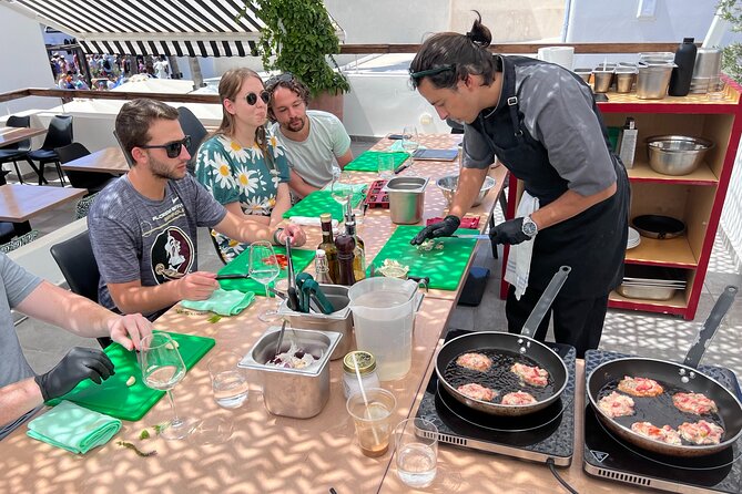 Santorini : Vegan Cooking Class With Wine Pairing - Meeting and Pickup Information