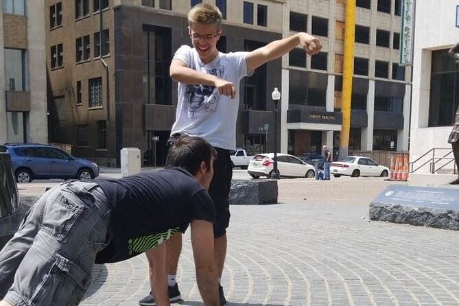 Scavenger Hunt Adventure in Ottawa by Wacky Walks - Solve Clues and Complete Challenges