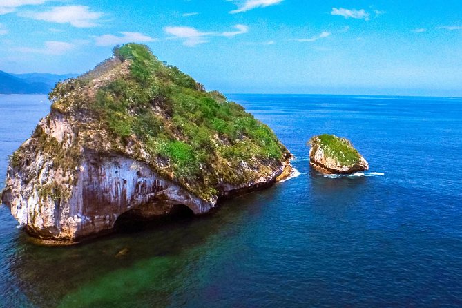 Scuba Diving Los Arcos - Small Group Diving Experience