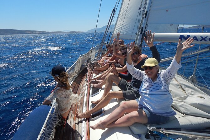 Semi-private Antiparos & Caves Blue Lagoon OR Rina Cave & Small Cyclades - Positive Feedback on Captain and Crew