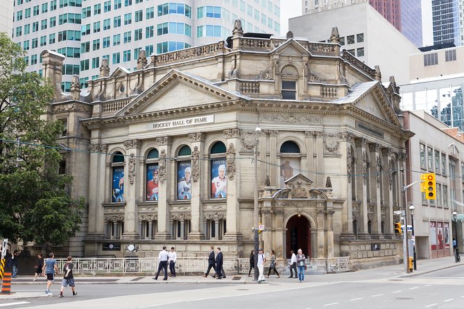 Show Me the City! Toronto Walking Tour - Specific Positive Reviews and Customer Satisfaction of the Toronto Walking Tour