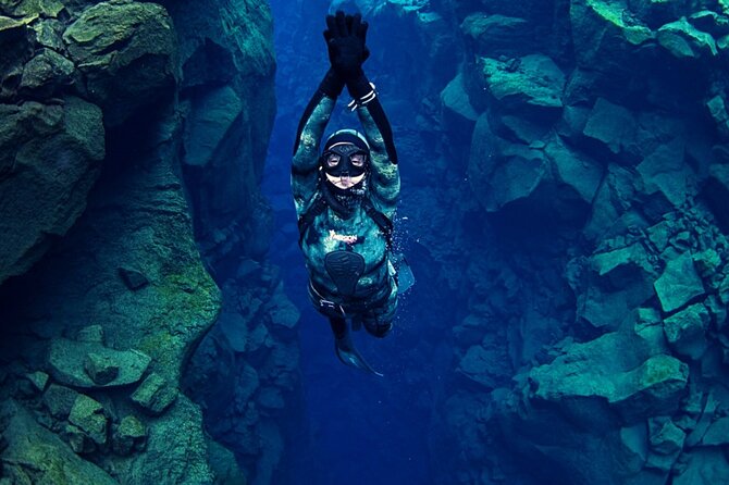 Silfra Night Freedive Tour - Common Questions