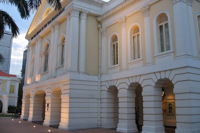 Singapores History of Trade: A Self-Guided Audio Tour - Growth of Singapore as a Trading Hub