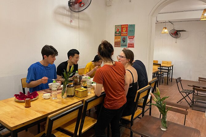 Small Cooking Class Inside the Old Quarter of Hanoi With Market - Traditional Recipes and Techniques