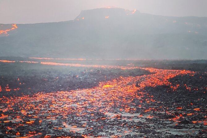 Small Group Volcano Hike With a Geologist - Understanding the Composition of Lava