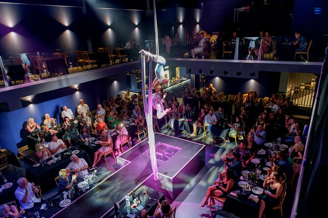 Spectacular Dinner-Show - Meeting and Pickup