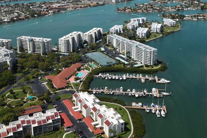 St. Petersburg, Florida: Private Helicopter Tour  - St Petersburg - Meeting and Pickup