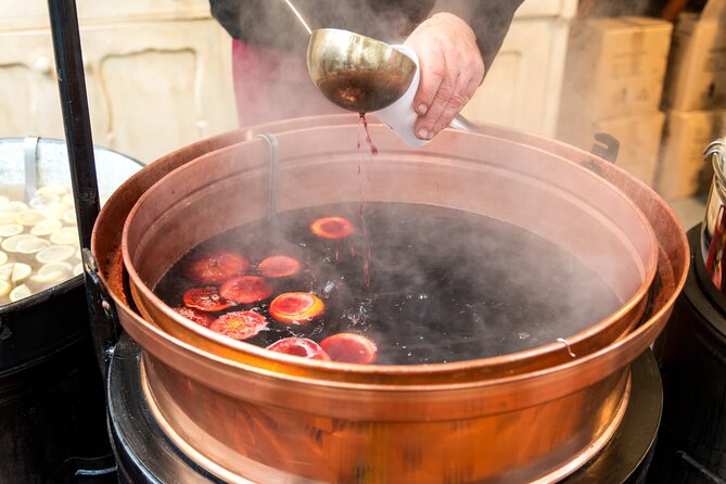 Stockholms Christmas Spirit Private Walking Tour - Refreshment Stop and Mulled Wine