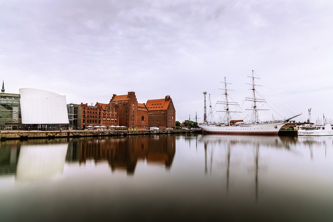 Stralsund: Old Town Highlights Walking Tour With St. Marienkirche - Reviews