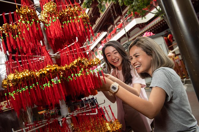 Streets Alive Singapore Walking Tour (Chinatown Edition) - Enjoy Coffee, Tea, and Engaging Performances