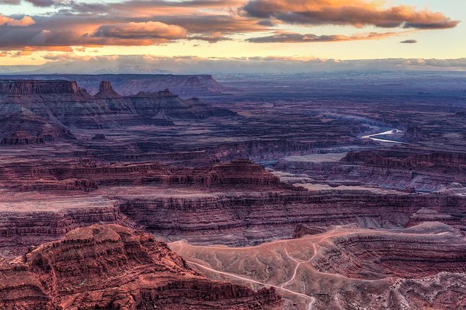Sunrise Photography in Dead Horse Point and Canyonlands National Park - End Point and Pickup Details
