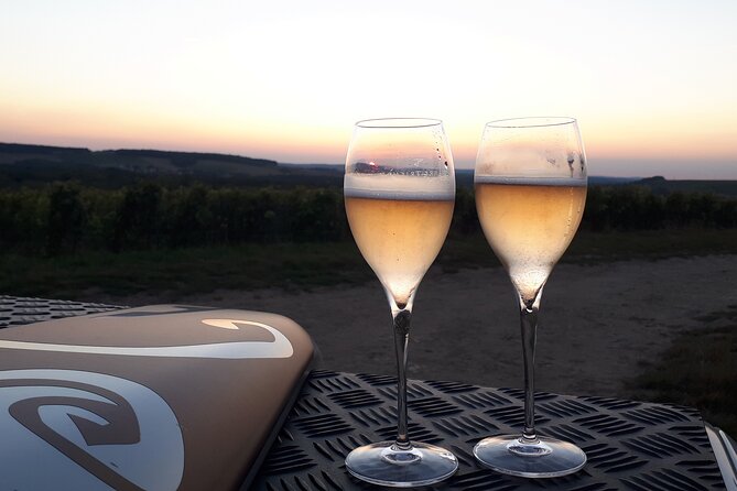 Sunset and Champagne Tasting in the Vineyard - Whats Included
