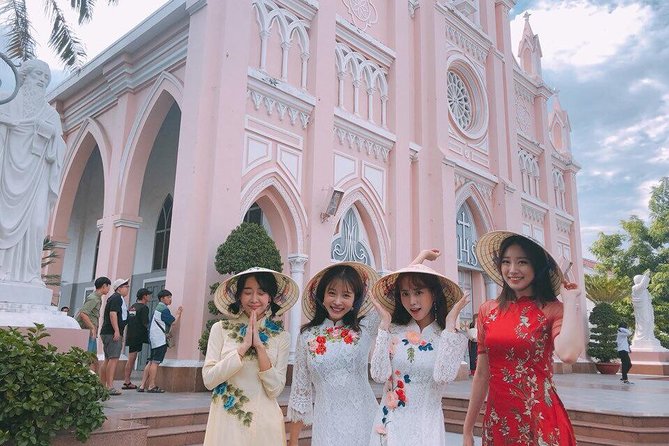 Super Cheap and Distinguished Ao Dai Experience in 2 Hours - Ao Dai Retal - Expert Styling Assistance Available