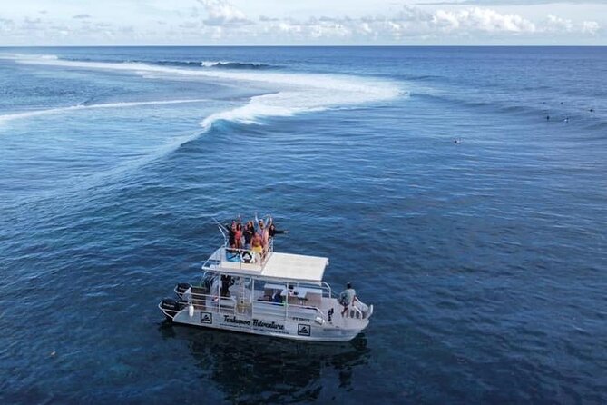 Taxi Boat to Watch the Teahupoo International Surfing Competition - Inclusions and Equipment
