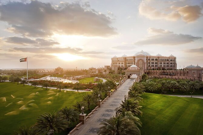 The Iconic Emirates Palace Abu Dhabi Dining Experience - Unforgettable Afternoon Tea Experience