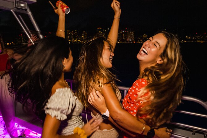 The Premier Waikiki Sunset Party Cruise With Live DJ and Full Bar - Scenic Highlights
