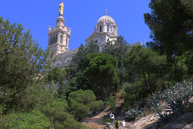 The Urban Hike of Marseille - Inclusions and Benefits
