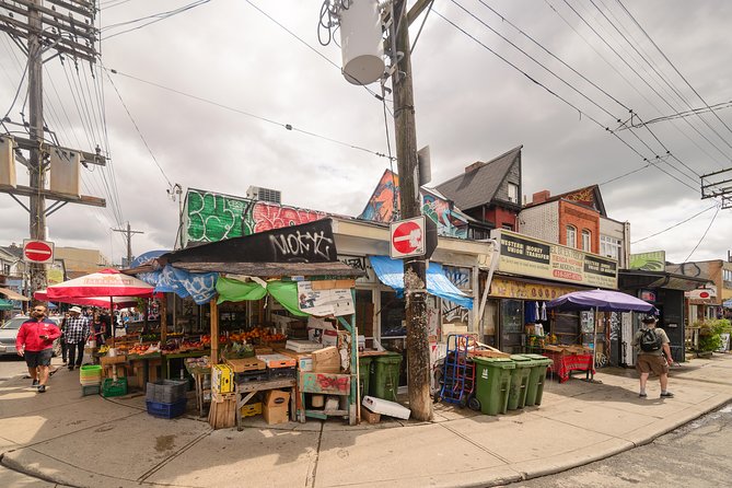 Toronto Neighborhoods Self-Led Smartphone Audio Walking Tour - Directions