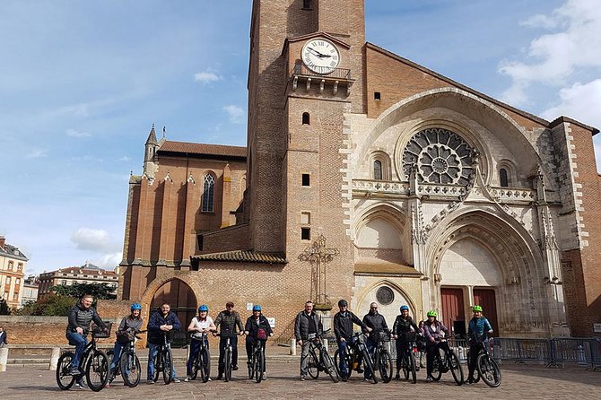Toulouse E Bike Tour - Exploring the St. Etienne Neighborhood and Cathedral