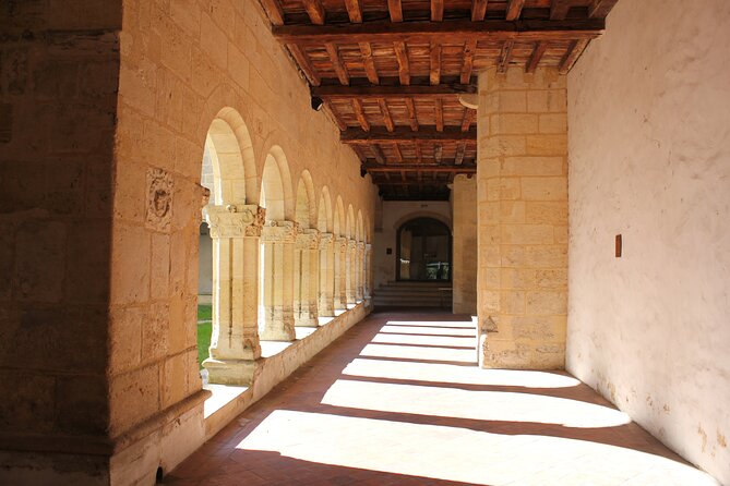 Touristic Highlights of Bordeaux a Private Half Day Tour With a Local - Discovering the Cultural Heritage of Bordeaux