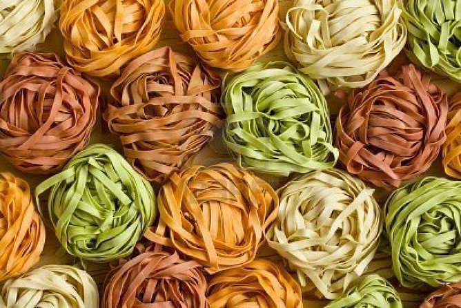 Traditional Home Made Pasta Cooking Experience in Arezzo - Dressing Your Pasta With Classic Sauces
