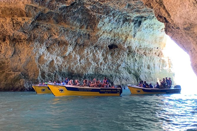 Traditional Tour - Benagil Cave - Review Example 1