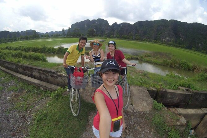 Trang An Cave Boat Trip - Hoa Lu Temple Full Day Tour - Highlights